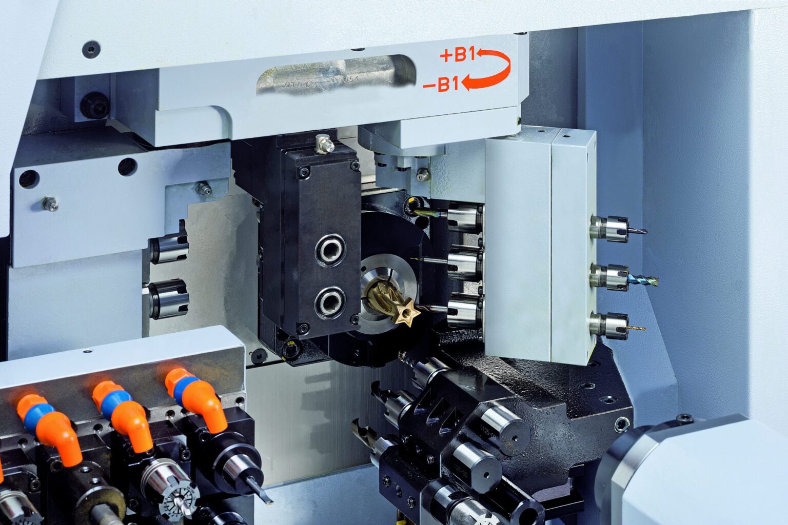 İşlenmiş alüminyum parçalar